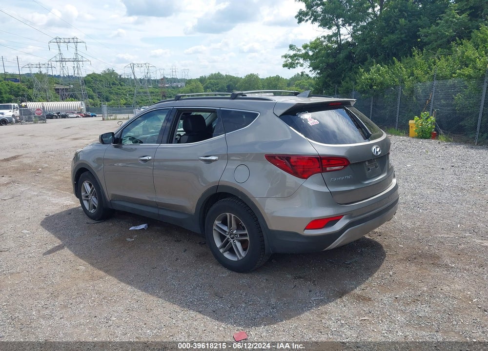 2017 HYUNDAI SANTA FE SPORT 2.4L VIN: 5NMZUDLB5HH006503