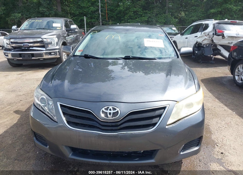 2010 TOYOTA CAMRY LE VIN: 4T1BF3EK4AU569300
