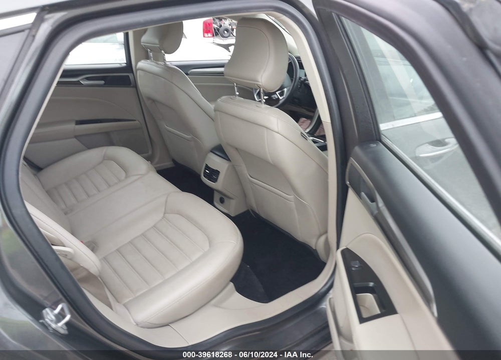 2018 FORD FUSION SE VIN: 3FA6P0HD9JR239065