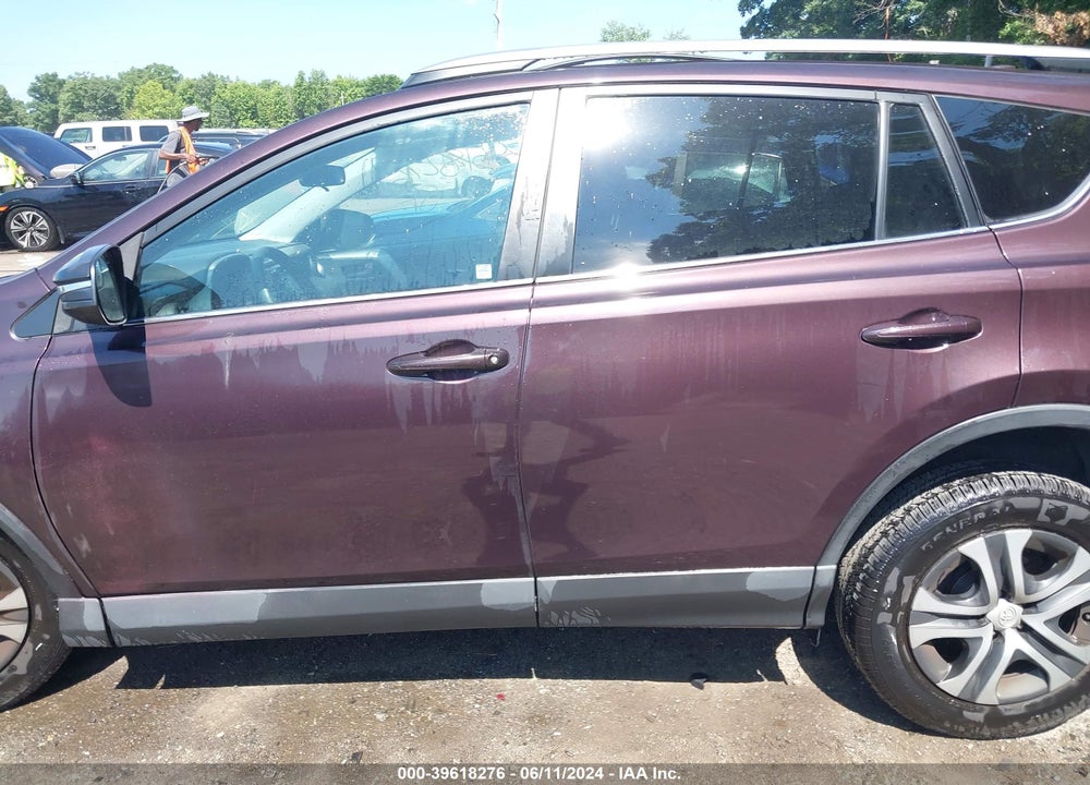 2016 TOYOTA RAV4 LE VIN: 2T3BFREV5GW448045