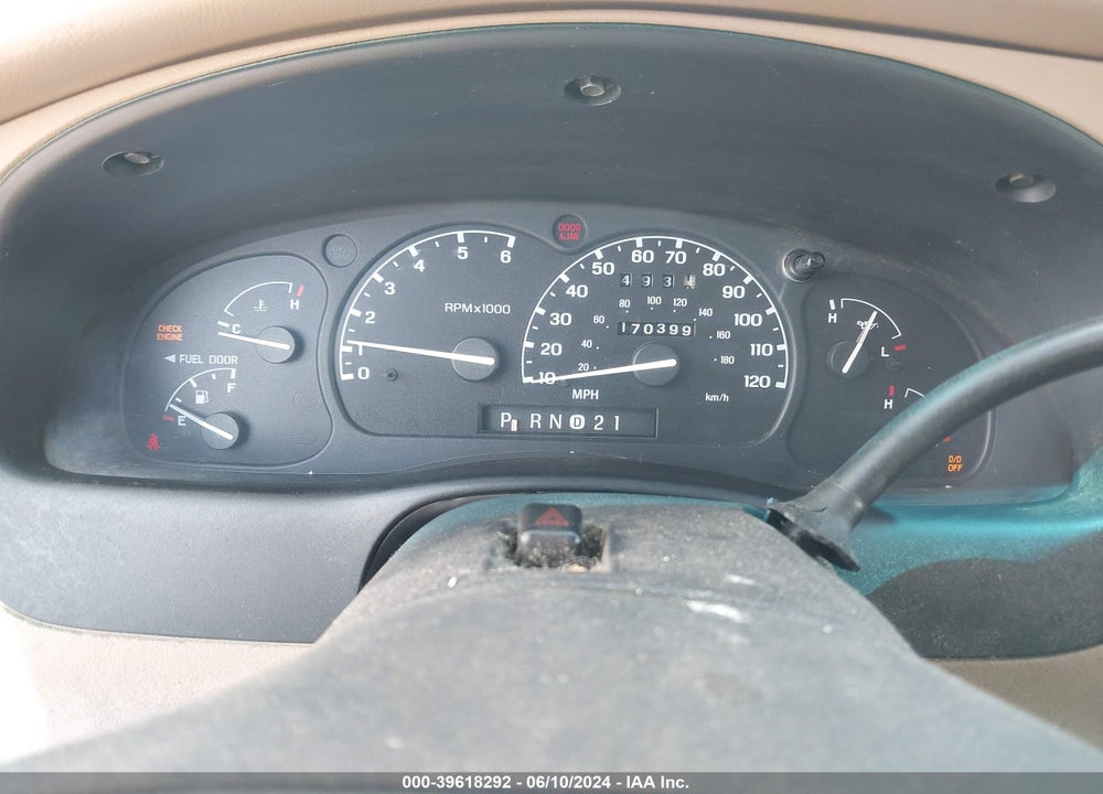 1999 FORD EXPLORER XL/XLT VIN: 1FMZU34X5XUB48101