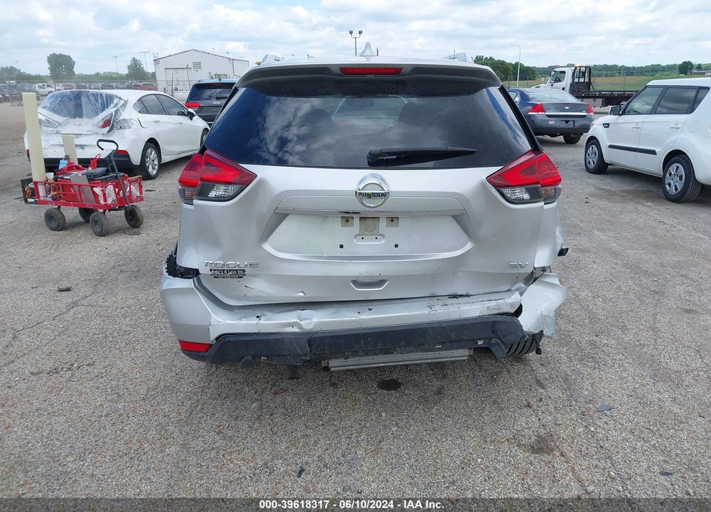 2018 NISSAN ROGUE SV VIN: JN8AT2MT3JW453138