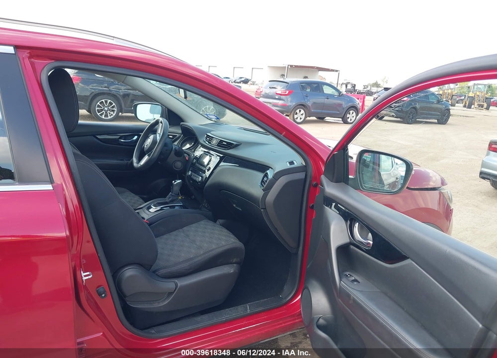 2017 NISSAN ROGUE SPORT VIN: JN1BJ1CPXHW027383