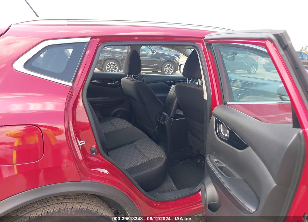 2017 NISSAN ROGUE SPORT VIN: JN1BJ1CPXHW027383
