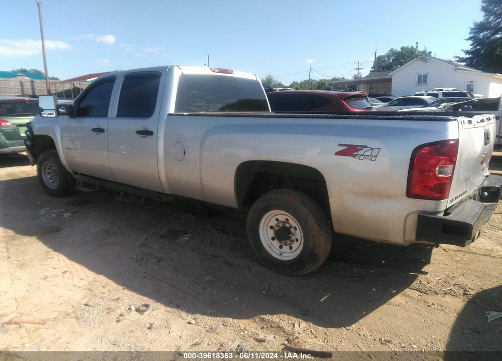 2010 CHEVROLET SILVERADO 2500HD LT VIN: 1GC4KXB63AF117821