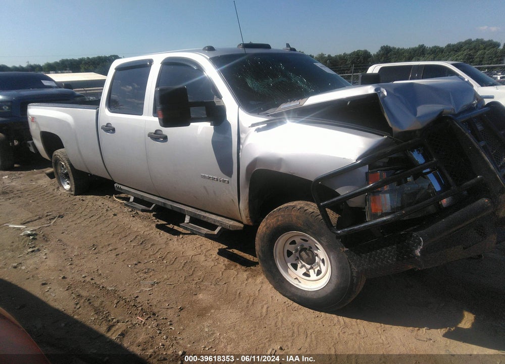 2010 CHEVROLET SILVERADO 2500HD LT VIN: 1GC4KXB63AF117821