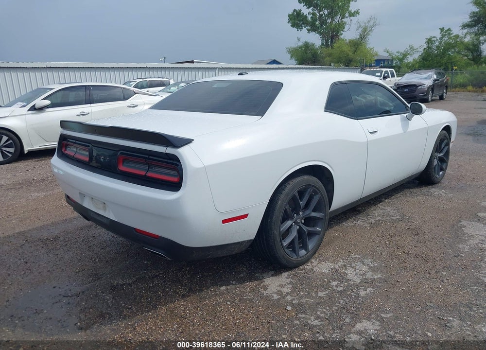 2022 DODGE CHALLENGER SXT VIN: 2C3CDZAG0NH181769