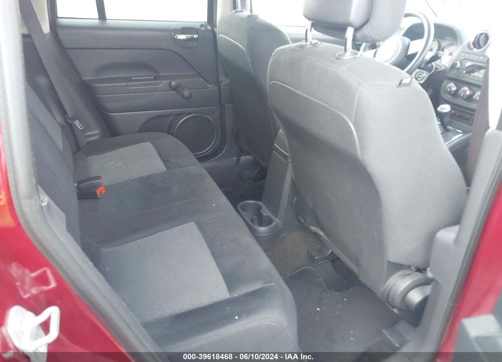 2014 JEEP COMPASS SPORT VIN: 1C4NJCBB0ED648554