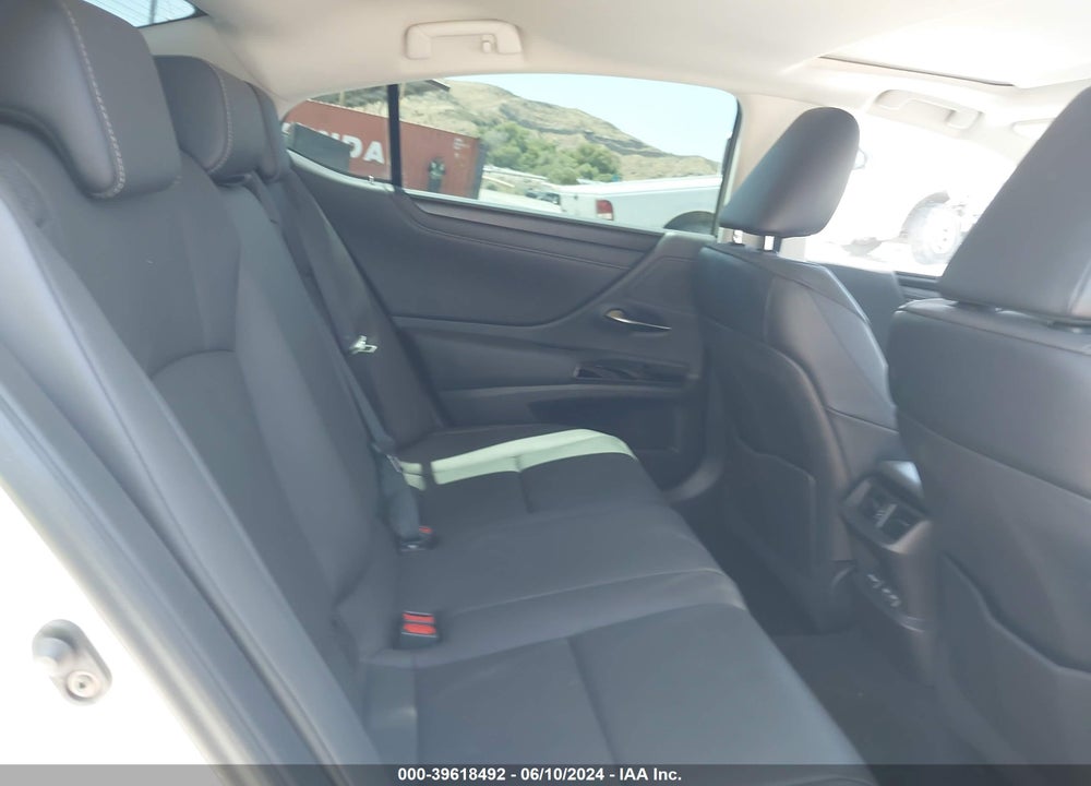 2022 LEXUS ES 300H VIN: 58ADA1C14NU016926