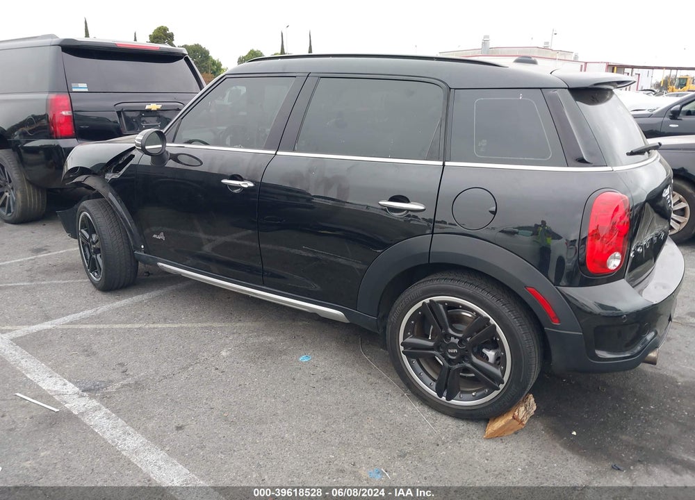 2015 MINI COUNTRYMAN COOPER S VIN: WMWZC5C51FWP42817