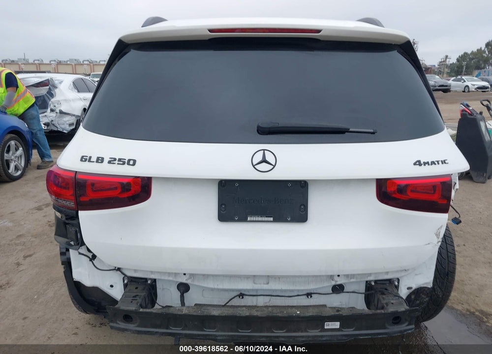 2020 MERCEDES-BENZ GLB 250 4MATIC VIN: WDC4M4HB2LW011418