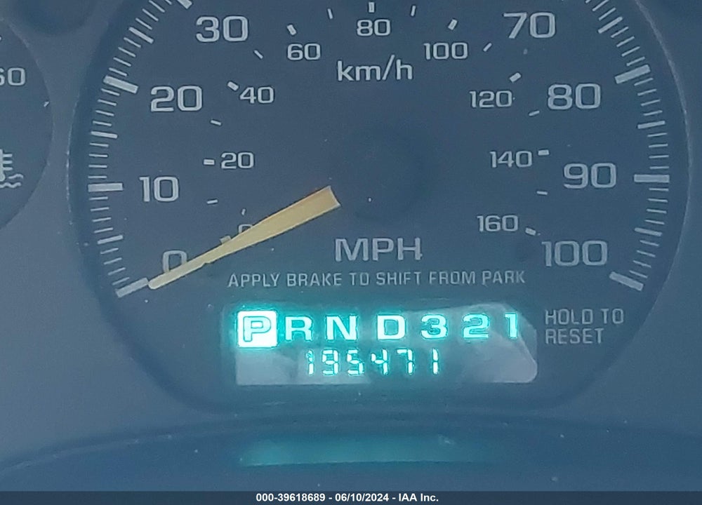 1999 CHEVROLET S-10 LS VIN: 1GCCS19X4X8125687