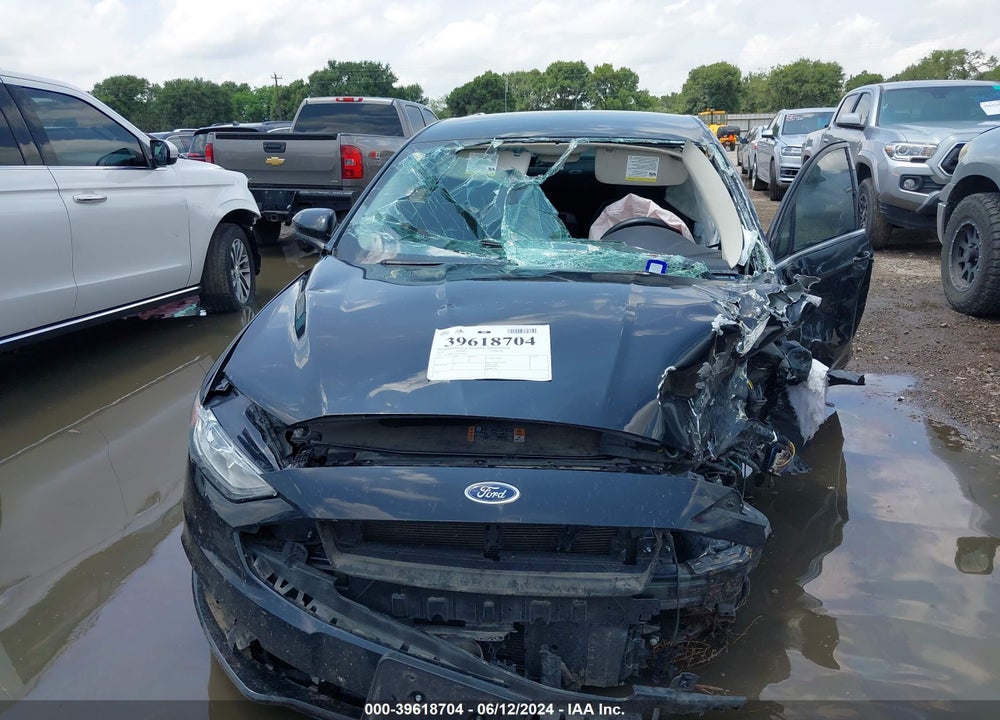 2018 FORD FUSION SE VIN: 3FA6P0HD3JR158482