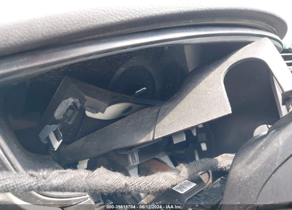 2018 FORD FUSION SE VIN: 3FA6P0HD3JR158482
