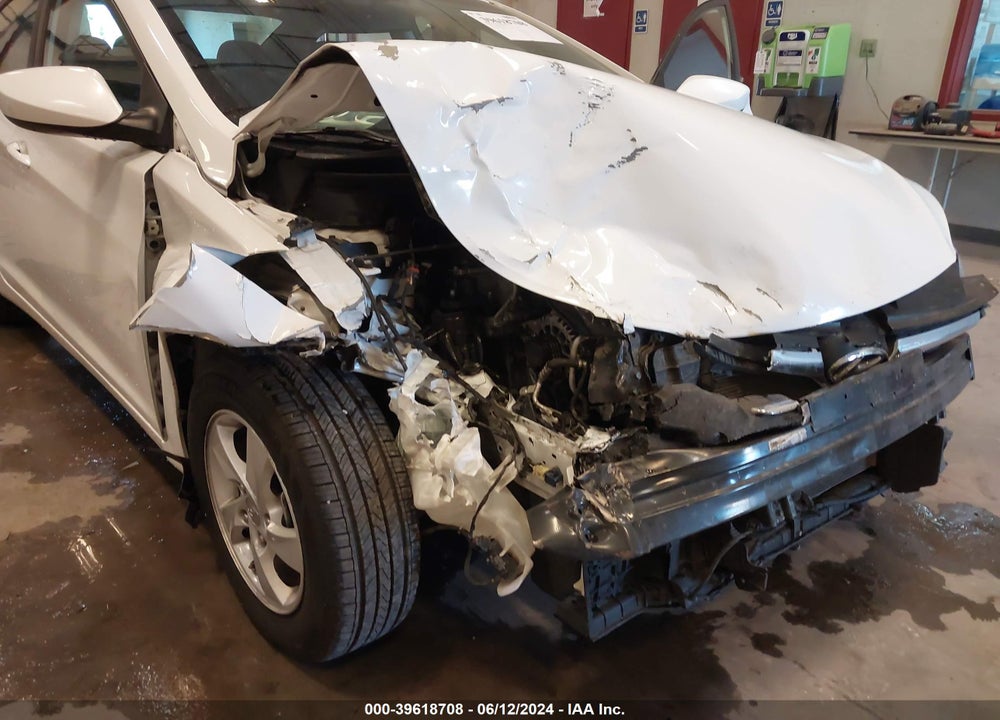 2015 HYUNDAI ELANTRA SE VIN: 5NPDH4AE3FH622308