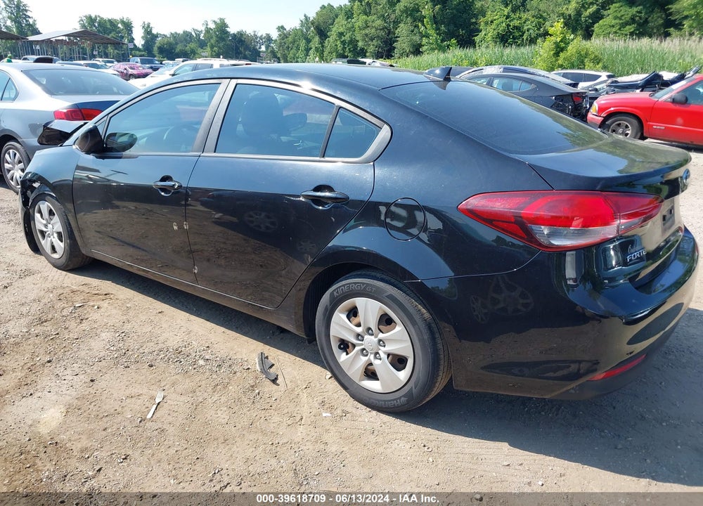 2017 KIA FORTE LX VIN: 3KPFK4A72HE049372