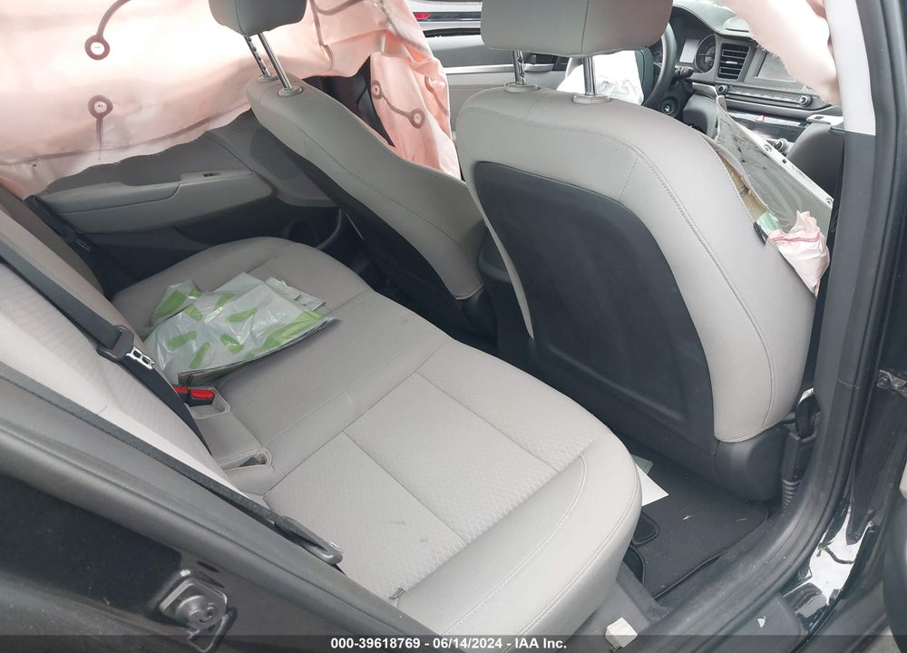 2020 HYUNDAI ELANTRA SE VIN: 5NPD74LF0LH520209