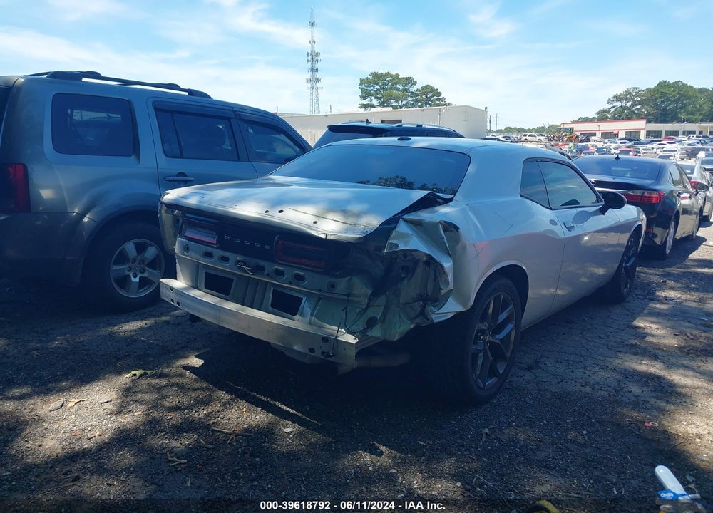 2019 DODGE CHALLENGER SXT VIN: 2C3CDZAGXKH688142