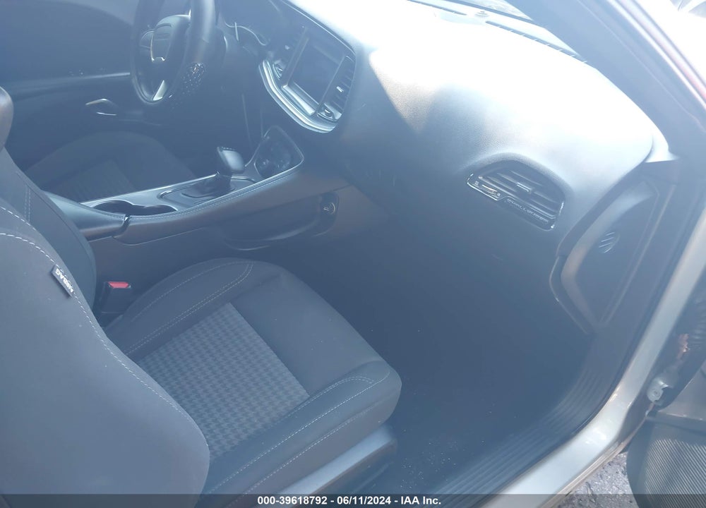 2019 DODGE CHALLENGER SXT VIN: 2C3CDZAGXKH688142