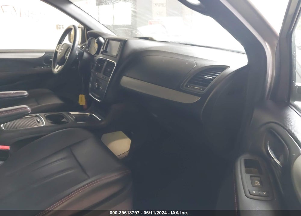 2018 DODGE GRAND CARAVAN GT VIN: 2C4RDGEG8JR345438