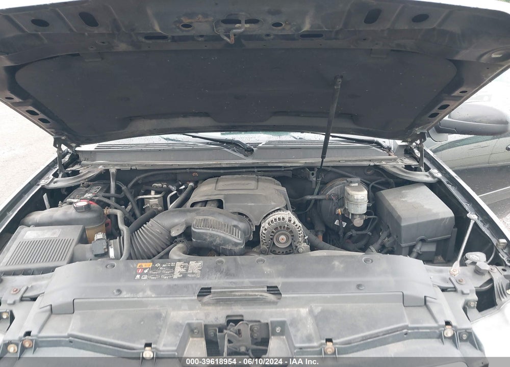 2013 CHEVROLET SUBURBAN 1500 VIN: 1GNSKJE75DR336671