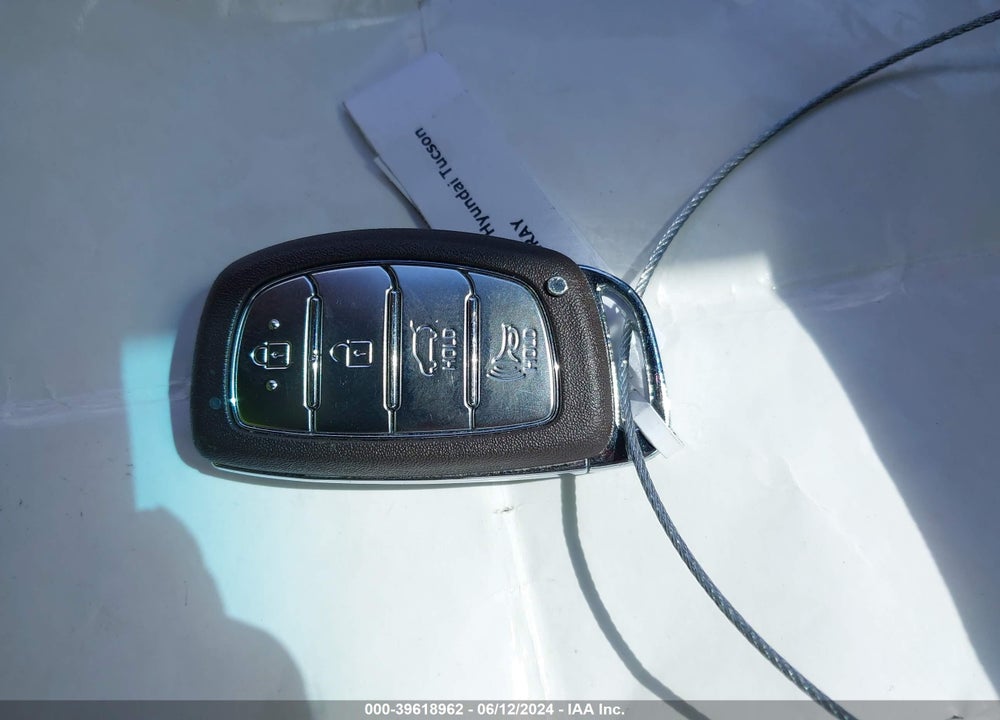 2019 HYUNDAI TUCSON SPORT VIN: KM8J3CAL2KU042036