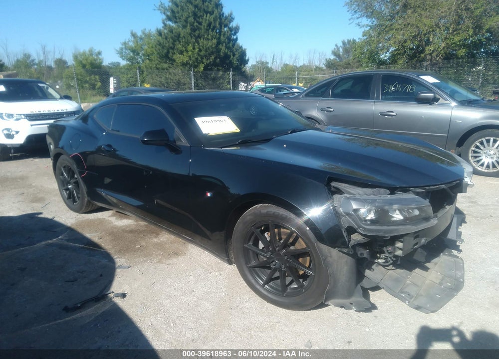 2017 CHEVROLET CAMARO 1LT VIN: 1G1FB1RX2H0132109