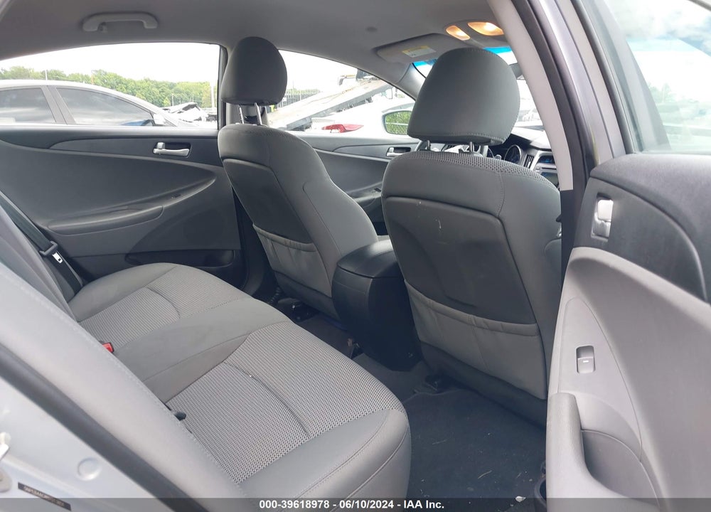 2011 HYUNDAI SONATA GLS VIN: 5NPEB4AC8BH213851