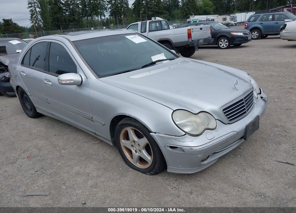 2001 MERCEDES-BENZ C 320 VIN: WDBRF64J11F043853