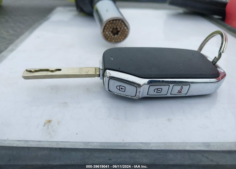 2021 KIA SELTOS LX VIN: KNDEPCAA1M7127234