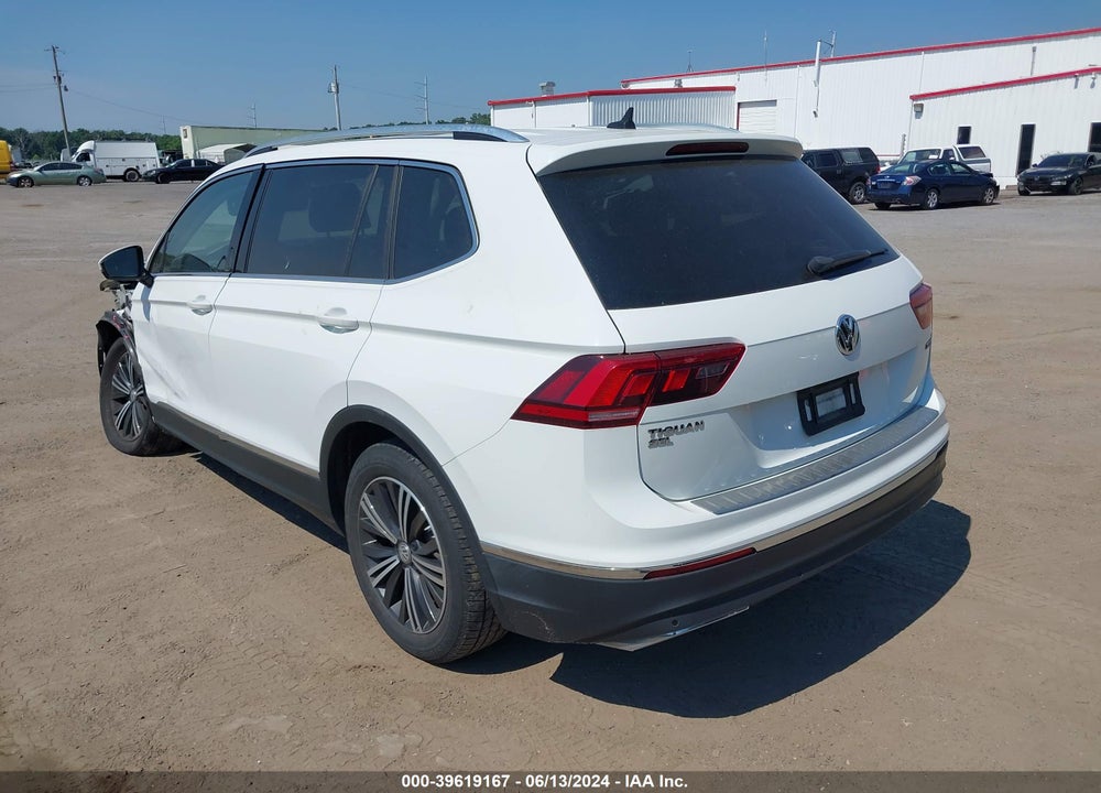 2019 VOLKSWAGEN TIGUAN 2.0T SE/2.0T SEL/2.0T SEL R-LINE/2.0T SEL R-LINE BLACK VIN: 3VV2B7AX0KM110295