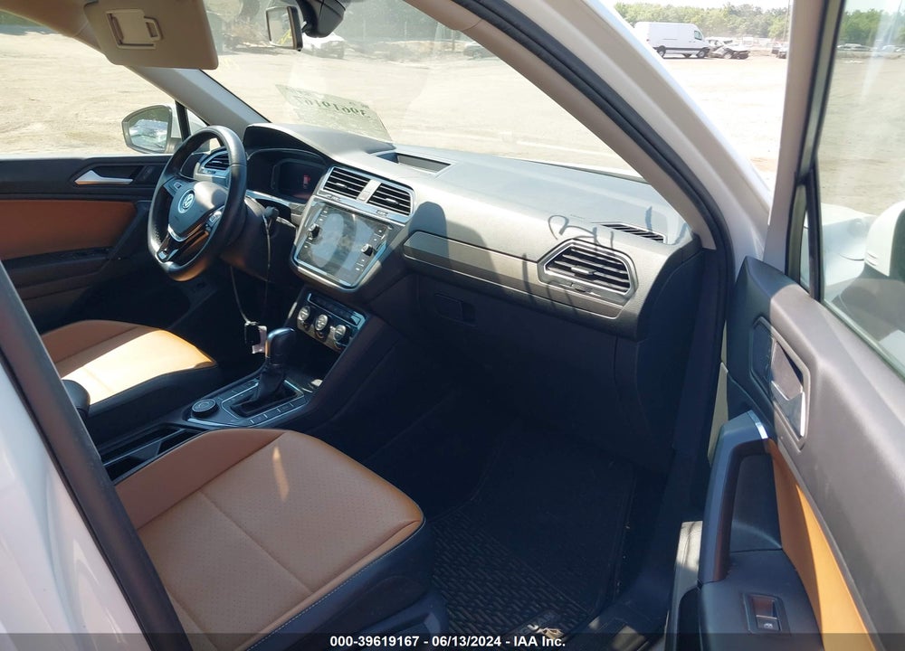 2019 VOLKSWAGEN TIGUAN 2.0T SE/2.0T SEL/2.0T SEL R-LINE/2.0T SEL R-LINE BLACK VIN: 3VV2B7AX0KM110295