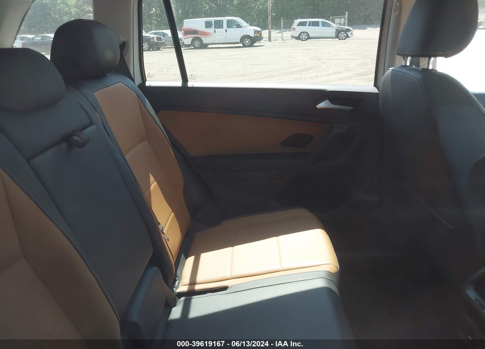 2019 VOLKSWAGEN TIGUAN 2.0T SE/2.0T SEL/2.0T SEL R-LINE/2.0T SEL R-LINE BLACK VIN: 3VV2B7AX0KM110295