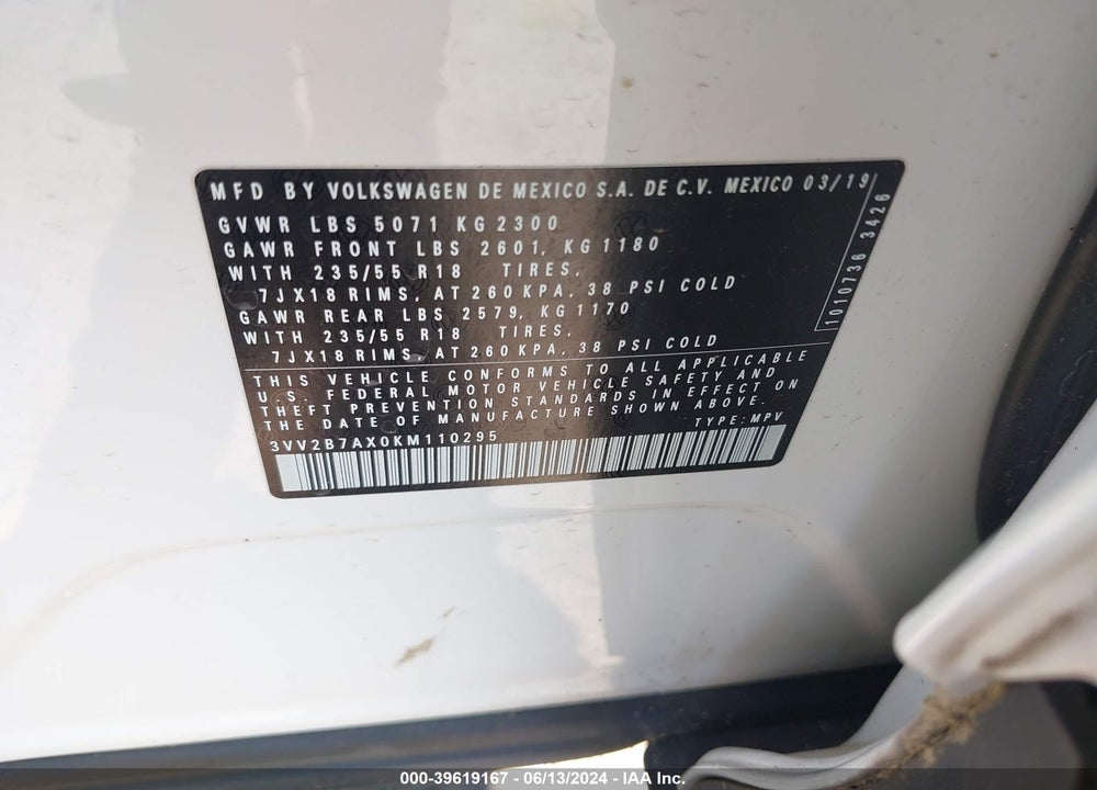 2019 VOLKSWAGEN TIGUAN 2.0T SE/2.0T SEL/2.0T SEL R-LINE/2.0T SEL R-LINE BLACK VIN: 3VV2B7AX0KM110295