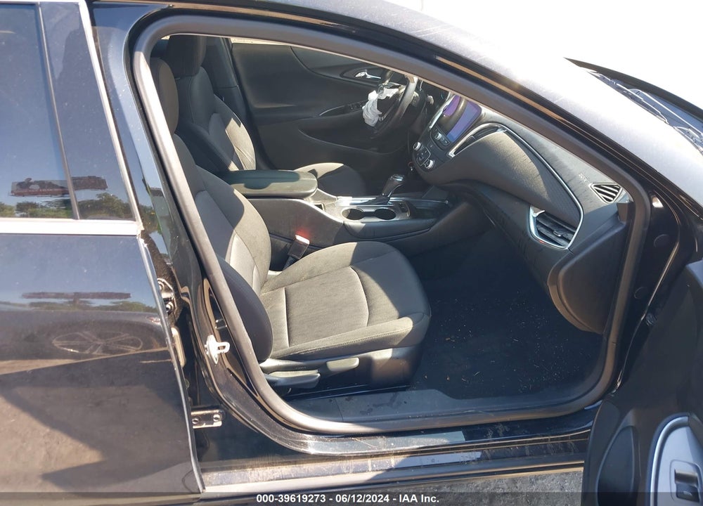 2018 CHEVROLET MALIBU VIN: 1G1ZD5ST6JF180771
