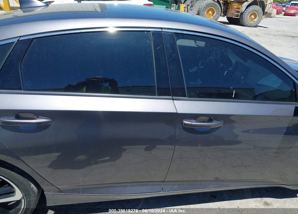 2018 HONDA ACCORD SPORT VIN: 1HGCV1F31JA234800