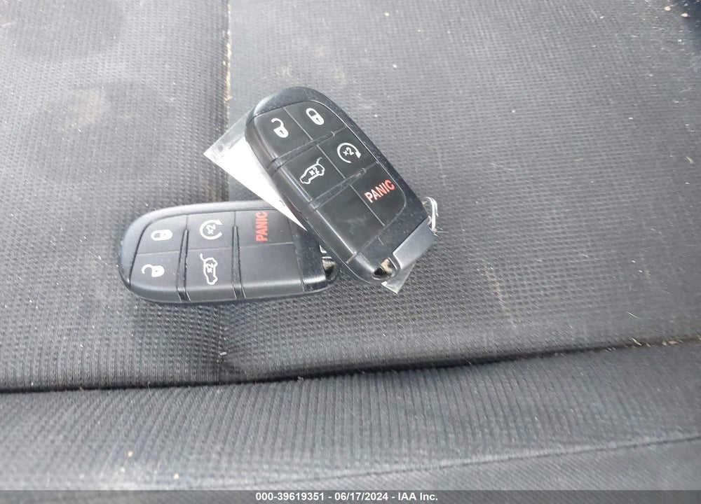 2014 JEEP GRAND CHEROKEE LAREDO VIN: 1C4RJFAG4EC207614