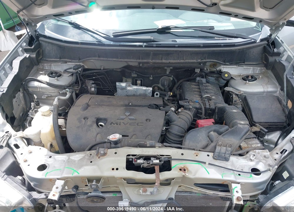 2014 MITSUBISHI OUTLANDER SPORT ES VIN: 4A4AP3AUXEE029267