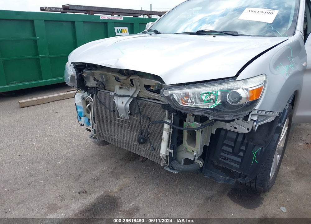 2014 MITSUBISHI OUTLANDER SPORT ES VIN: 4A4AP3AUXEE029267