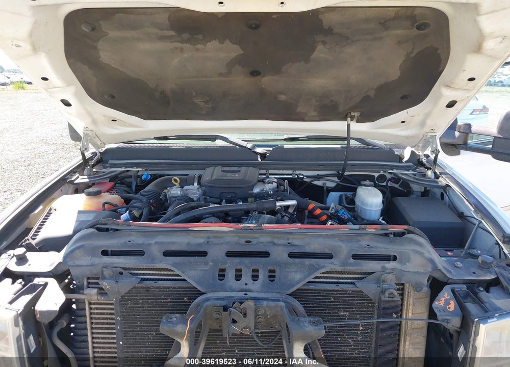 2013 GMC SIERRA 2500HD DENALI VIN: 1GT125E84DF185750