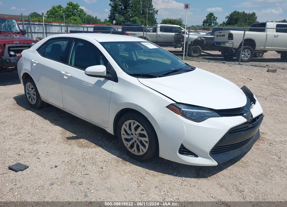 2018 TOYOTA COROLLA LE VIN: 2T1BURHEXJC048517