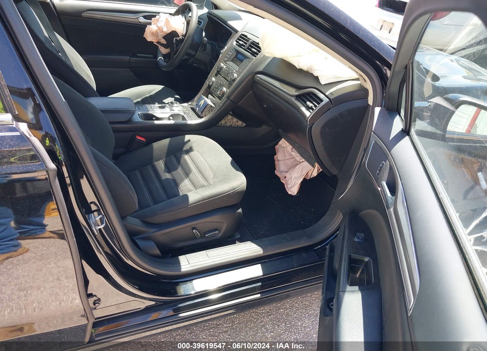 2017 FORD FUSION SE VIN: 3FA6P0H76HR104632