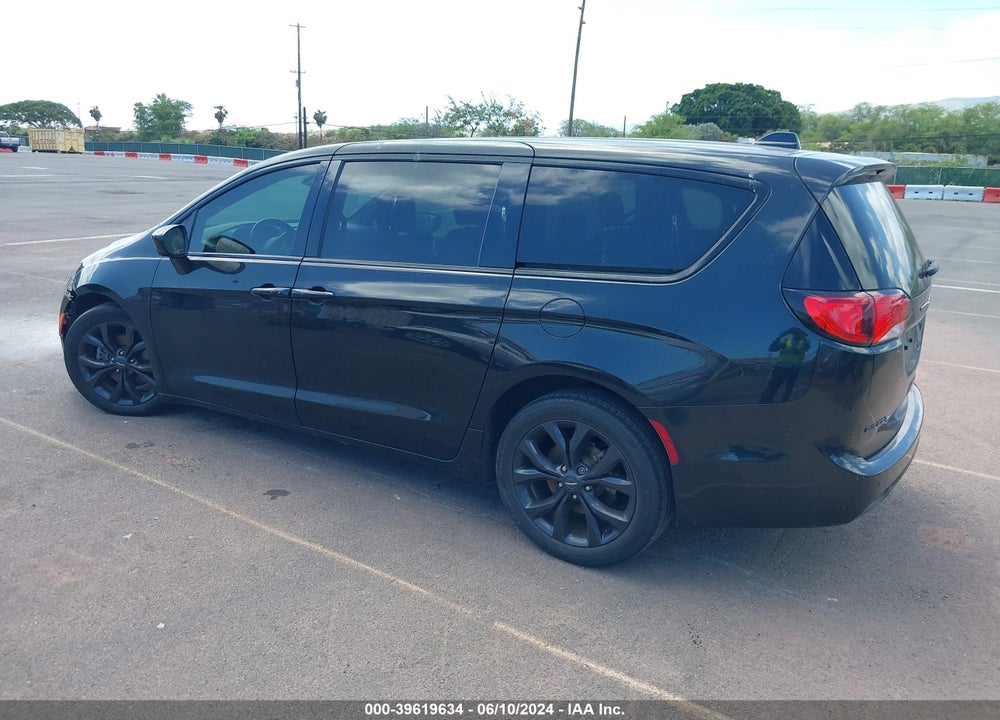 2019 CHRYSLER PACIFICA TOURING PLUS VIN: 2C4RC1FG4KR590124