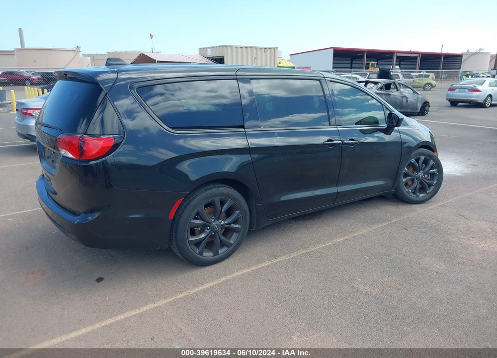 2019 CHRYSLER PACIFICA TOURING PLUS VIN: 2C4RC1FG4KR590124