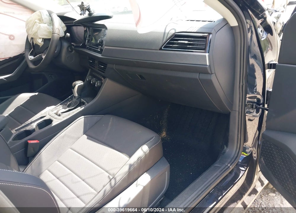2024 VOLKSWAGEN JETTA 1.5T SE VIN: 3VWEM7BUXRM050611