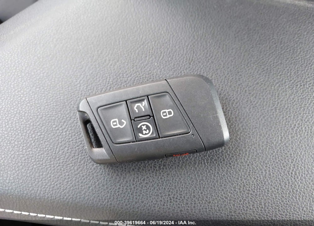 2024 VOLKSWAGEN JETTA 1.5T SE VIN: 3VWEM7BUXRM050611
