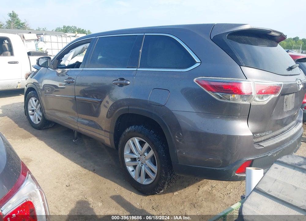 2015 TOYOTA HIGHLANDER LE V6 VIN: 5TDZKRFH8FS088885