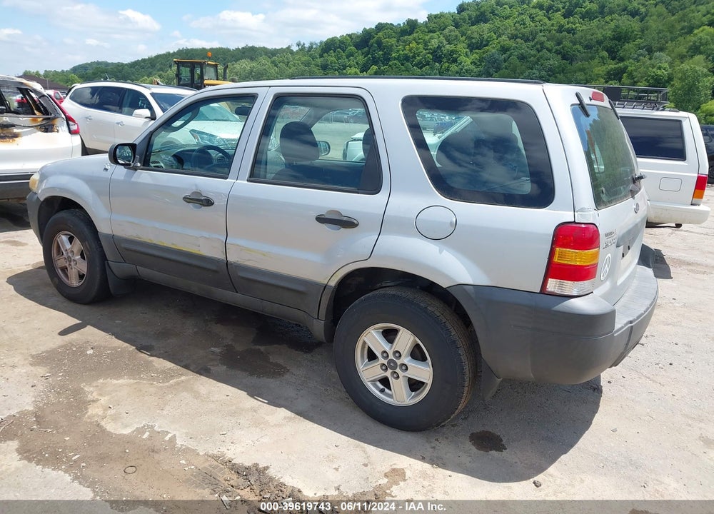 2005 FORD ESCAPE XLS VIN: 1FMYU92Z25KC06760