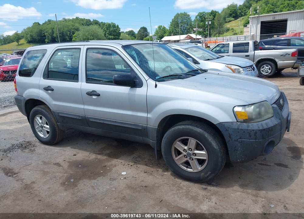 2005 FORD ESCAPE XLS VIN: 1FMYU92Z25KC06760