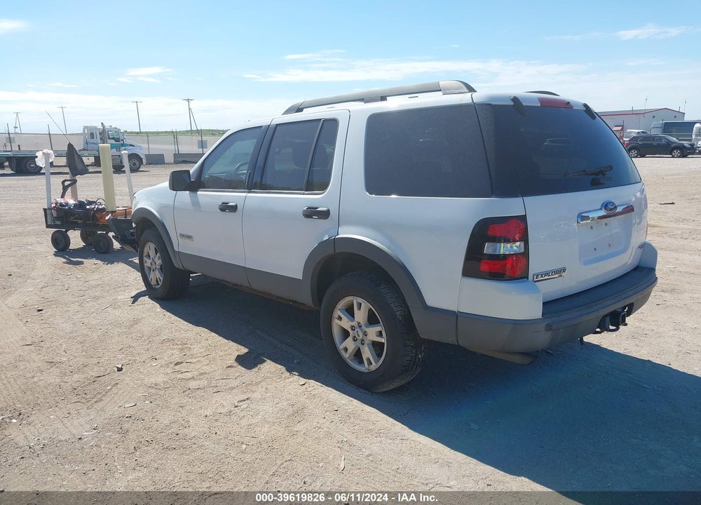 2006 FORD EXPLORER XLT VIN: 1FMEU73E36UA49670